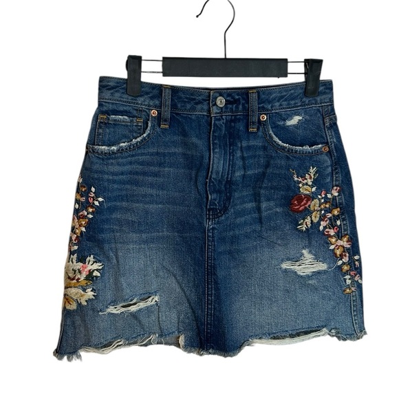Abercrombie & Fitch Floral Embroidered Y2K Denim Skirt - Picture 1 of 4